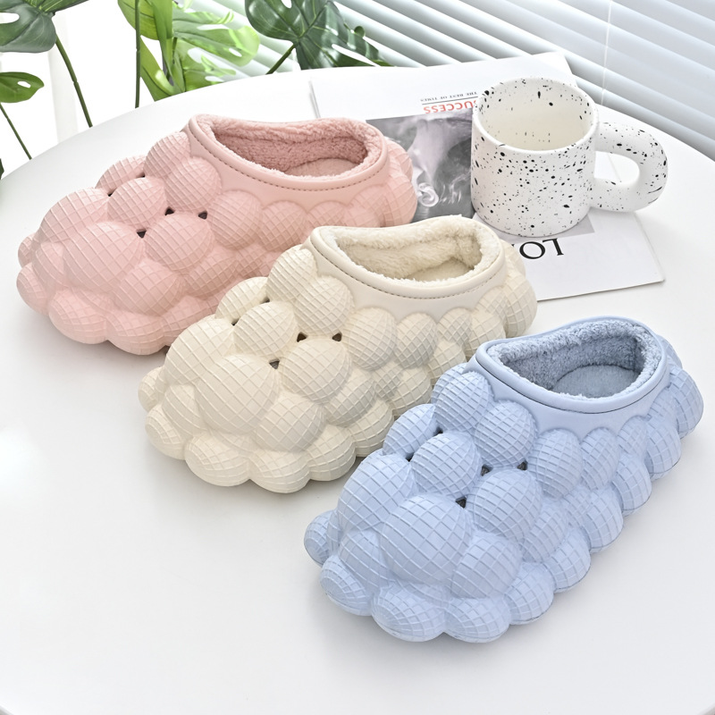 Zapatillas de casa para dormitorio para mujer, zapatillas de señora, diapositivas de burbujas de alta calidad con dijes