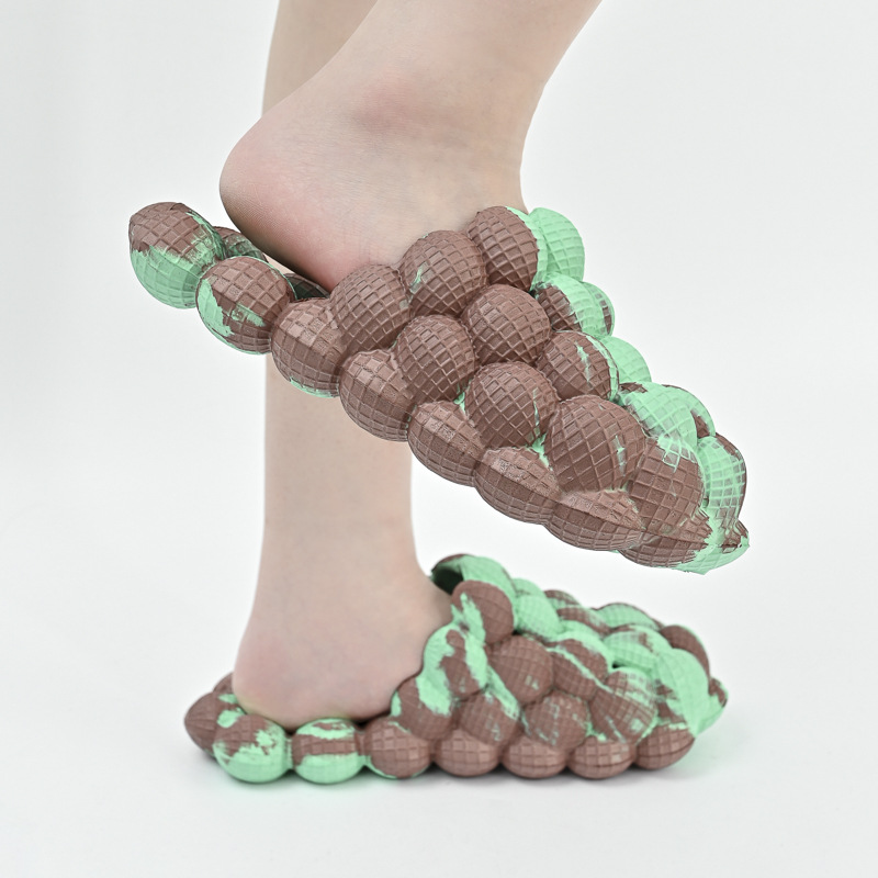 Novedad de verano para mujer, zapatillas de masaje para el hogar Unisex con toboganes de burbujas, zapatos de burbujas para hombres