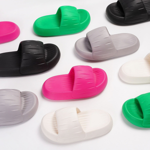 Moda parejas hower Room hogar transpirable cómodo sandalias deslizantes al por mayor sandalias antideslizantes zapatillas de interior para hombres