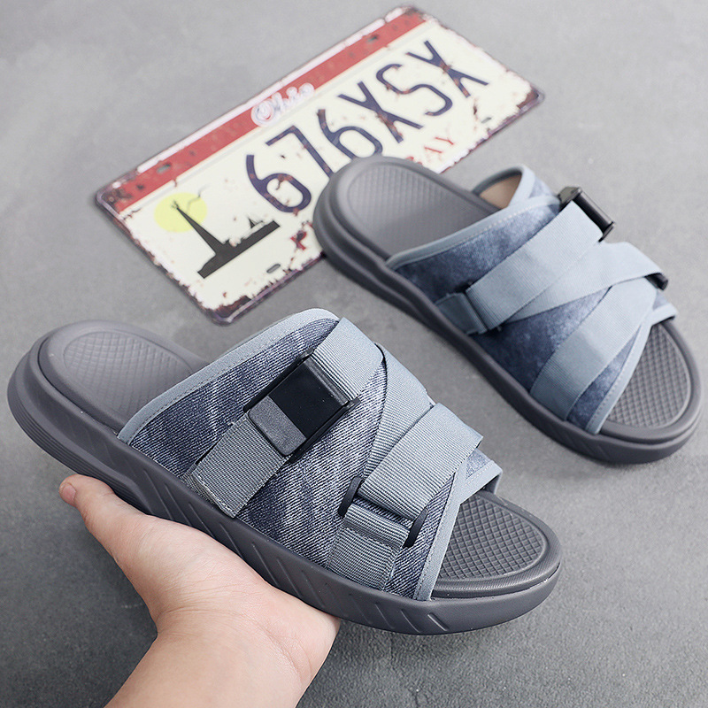 Sandalias al aire libre de tendencia de moda de verano para hombres Chanclas de playa de suela suave para hombres