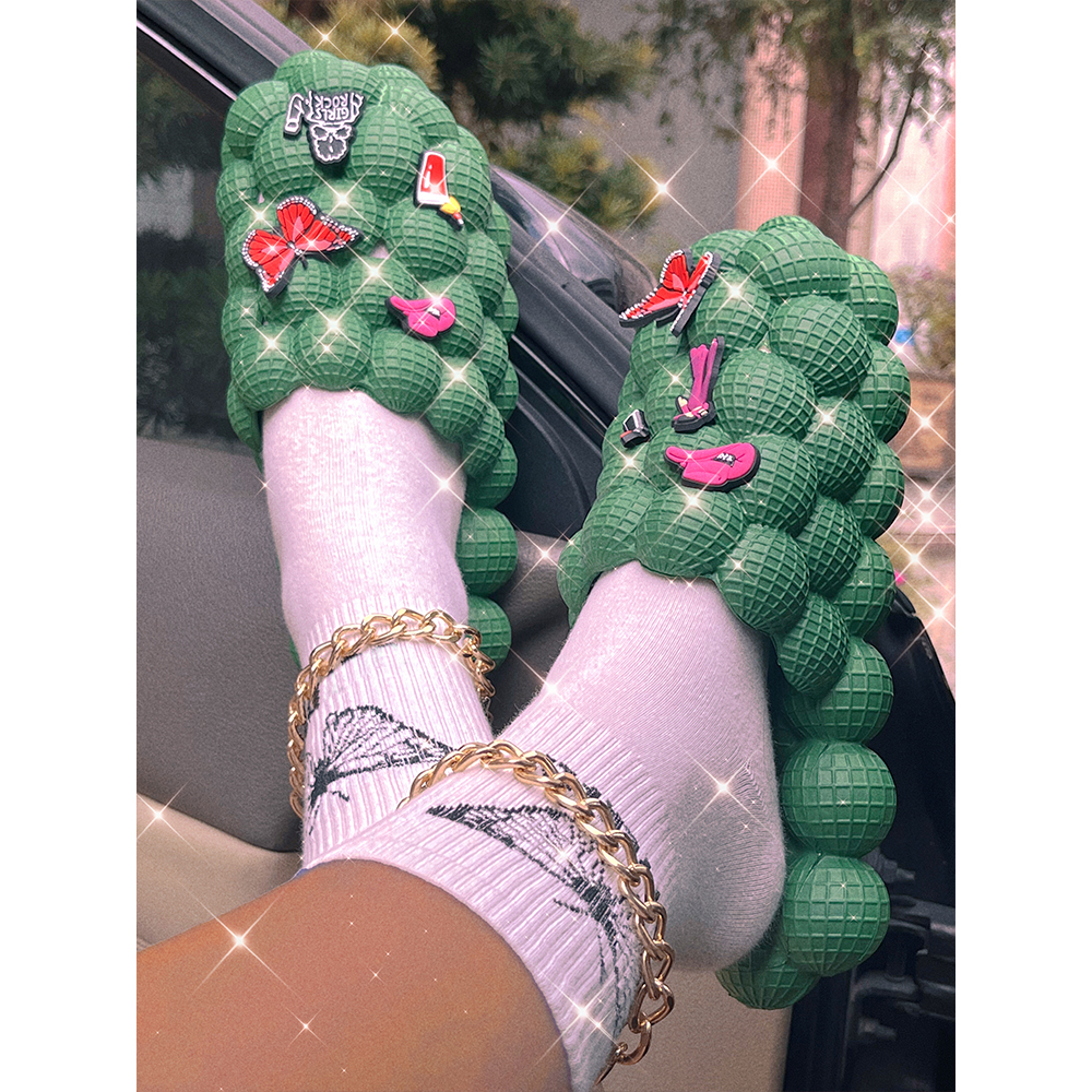 Zapatillas de piscina para mujer con suela gruesa suave y nube de burbujas