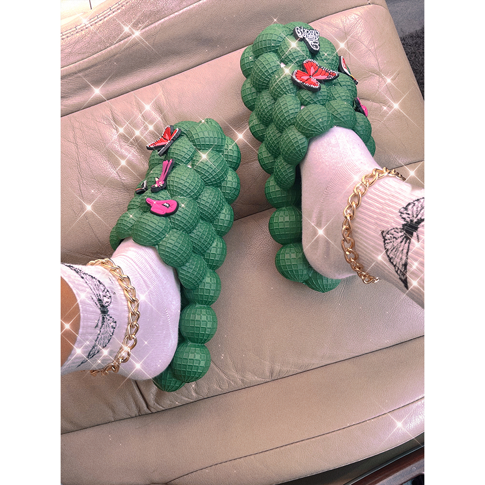 Zapatillas de piscina para mujer con suela gruesa suave y nube de burbujas