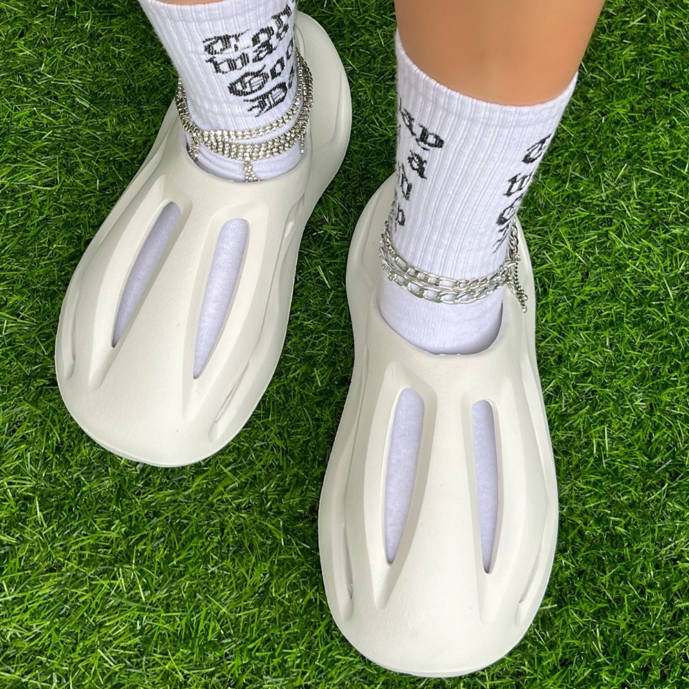 Chanclas informales de playa para verano, chanclas para exteriores para niños, zapatillas planas para mujer, sandalias de gelatina de diseñador para mujer, zapatillas deslizantes Eva