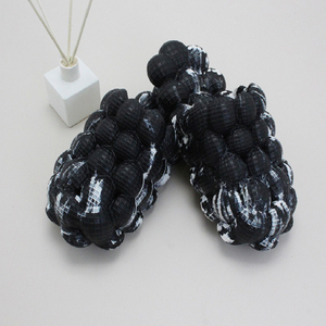 Sandalias deslizantes de suela blanda de Eva para mujer, antideslizantes para baño interior, toboganes de burbujas con diamantes de imitación naranja, masaje al por mayor, verano, playa
