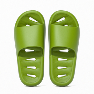  Sandalias con logo y diapositivas Zapatillas de nube antideslizantes para dormitorio de Eva para hombre